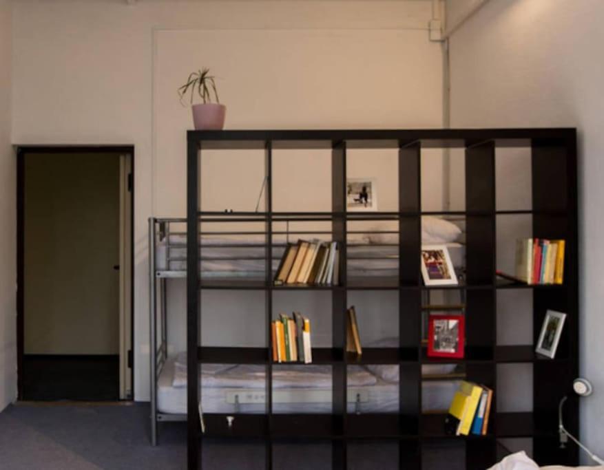 200Qm Loft For Friends And Family - On The Spree! Lejlighed Berlin Eksteriør billede